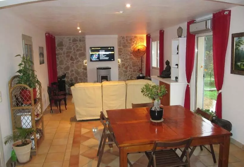 Aamiaismajoitus (B&B) Chambres D Hotes Au Pays De Fayence