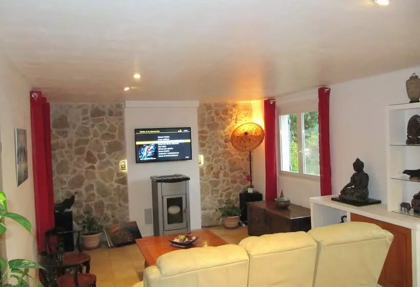 Aamiaismajoitus (B&B) Chambres D Hotes Au Pays De Fayence