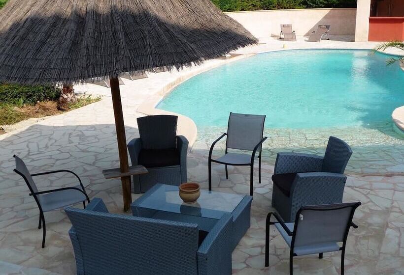 צימר La Bastide Des Selves