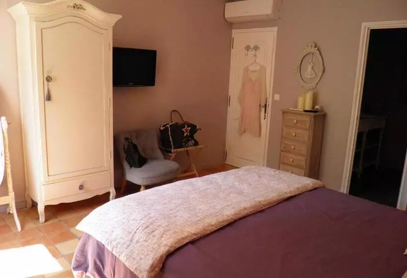 Aamiaismajoitus (B&B) La Bastide Du Bouchou