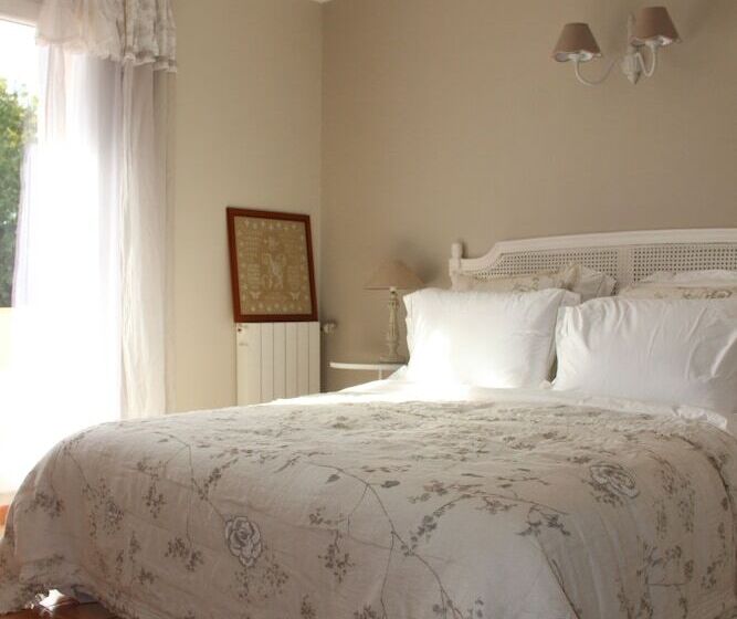 مبيت وإفطار La Bastide Du Bouchou