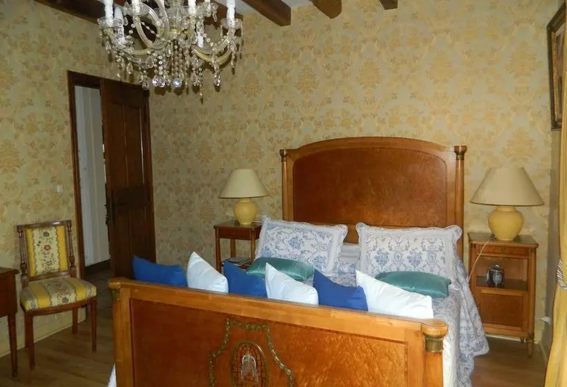 Aamiaismajoitus (B&B) La Ferme Le Merger