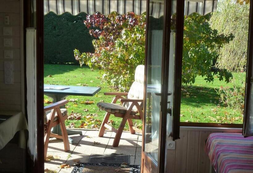 مبيت وإفطار Les Bruyères Du Mont