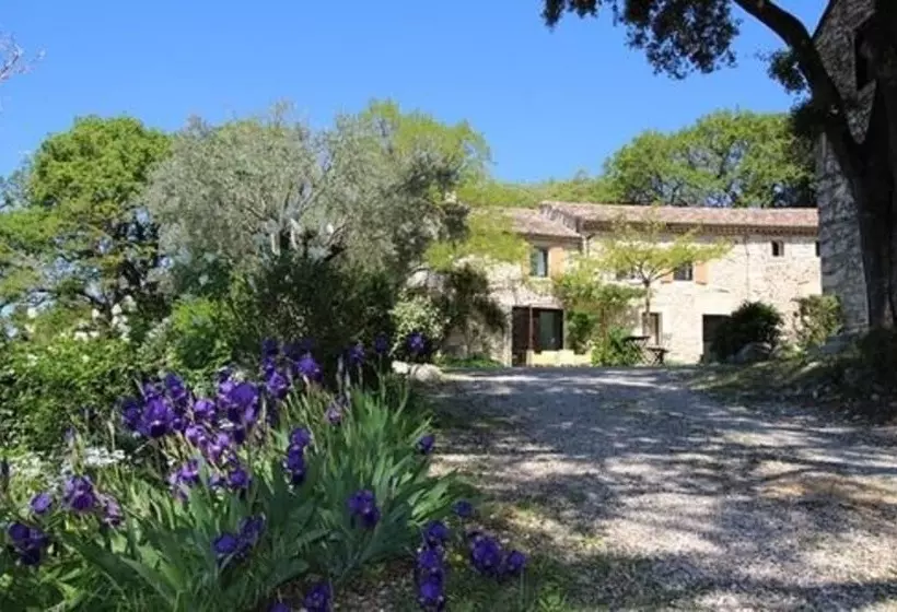Aamiaismajoitus (B&B) Les Esplanes