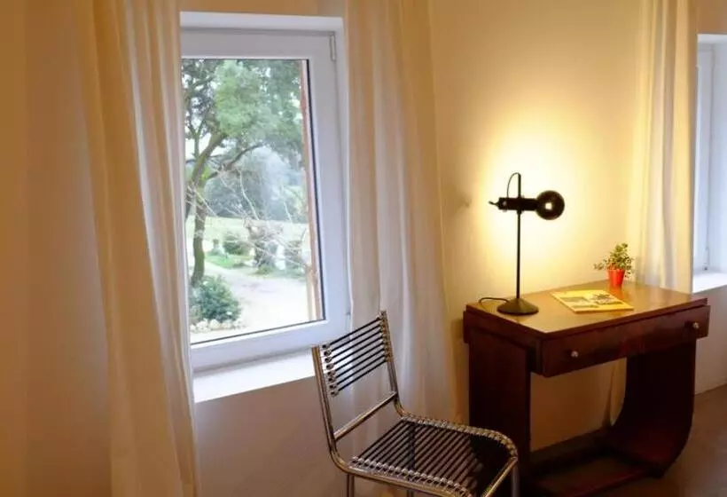 Aamiaismajoitus (B&B) Les Esplanes