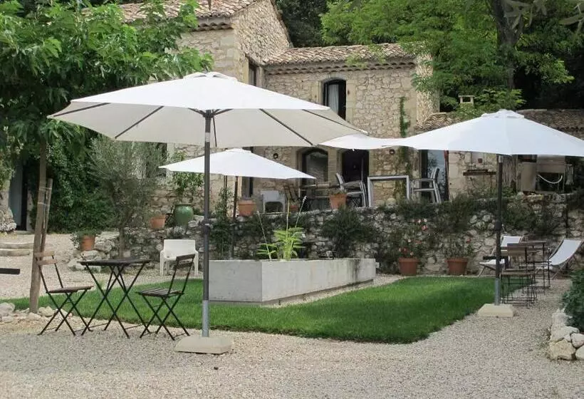 Aamiaismajoitus (B&B) Les Esplanes