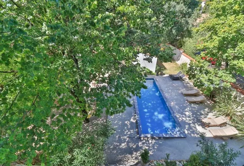 Aamiaismajoitus (B&B) Villa Meridia
