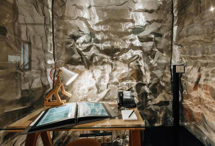 ホテル Citta Di Lume Suites & Lofts