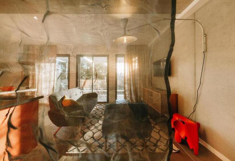 ホテル Citta Di Lume Suites & Lofts