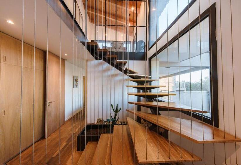 ホテル Citta Di Lume Suites & Lofts