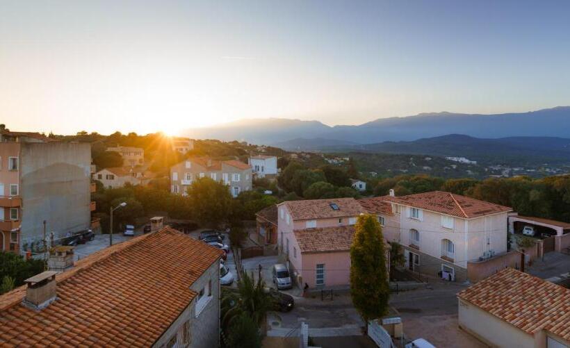 ホテル Citta Di Lume Suites & Lofts