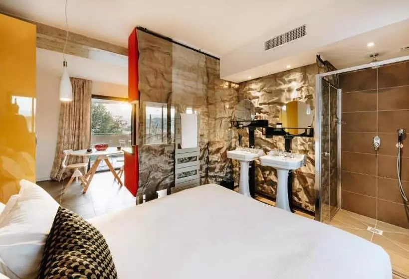 هتل Citta Di Lume Suites & Lofts