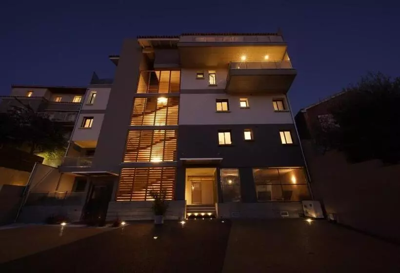 هتل Citta Di Lume Suites & Lofts