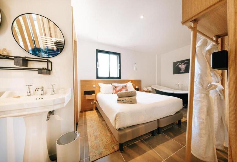 ホテル Citta Di Lume Suites & Lofts