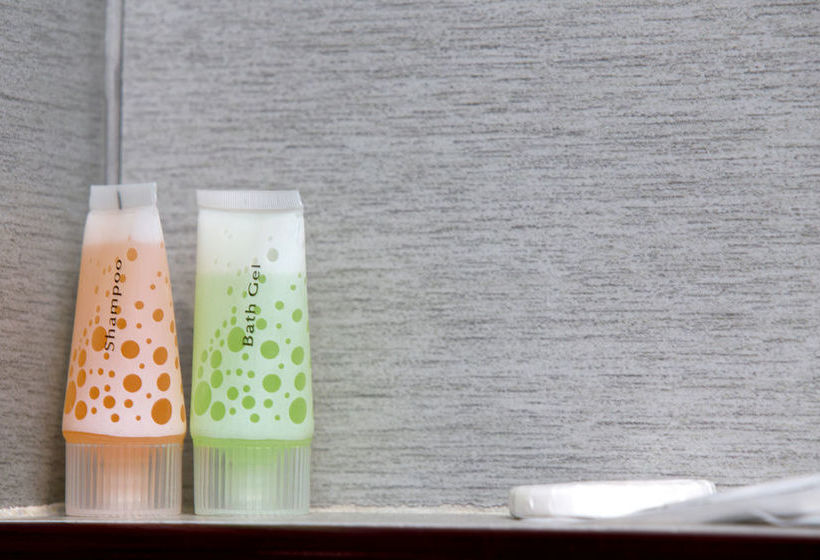 Отель Gurney Lodge