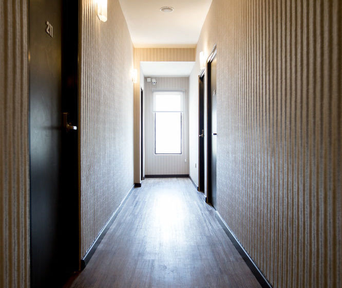 Отель Gurney Lodge