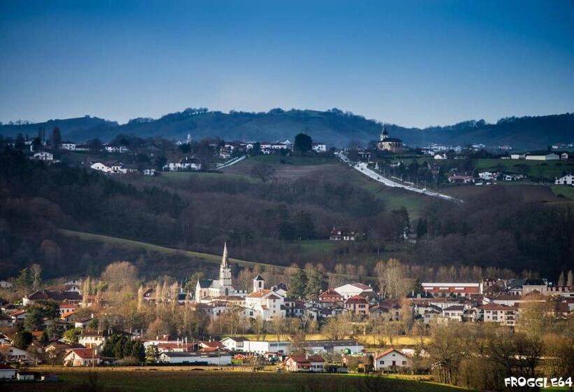 בית מלון כפרי Hôtel Restaurant De La Paix