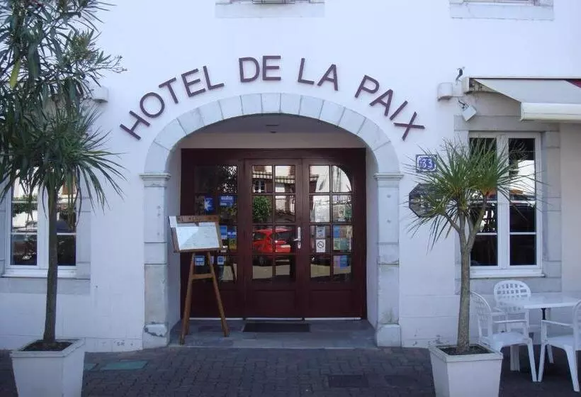 Hotelli Hôtel Restaurant De La Paix
