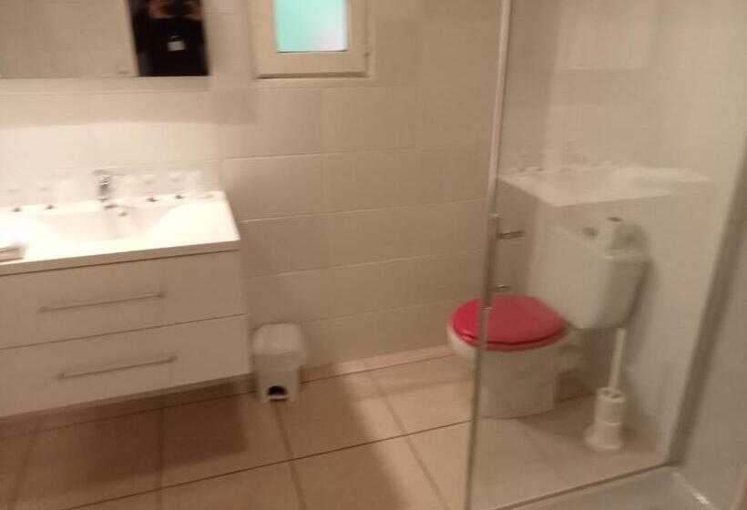 Отель Hôtel Restaurant Le Relais De L'estuaire