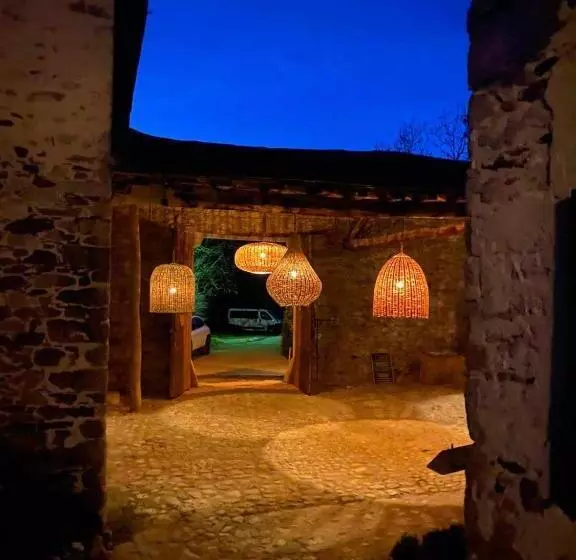 Hotelli Le Château Brangoly