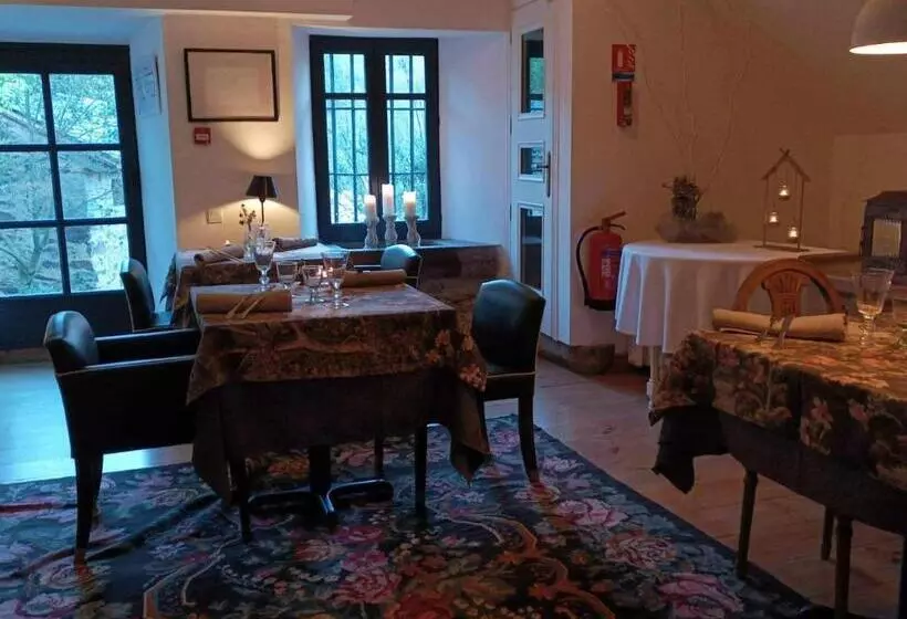 Hotelli Le Château Brangoly