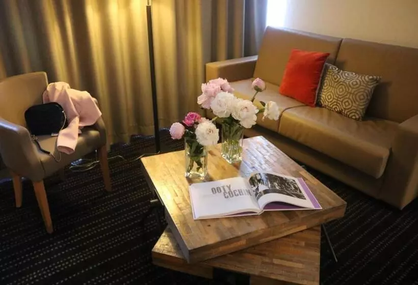 Le Lodge Brit Hotel Strasbourg Zenith
