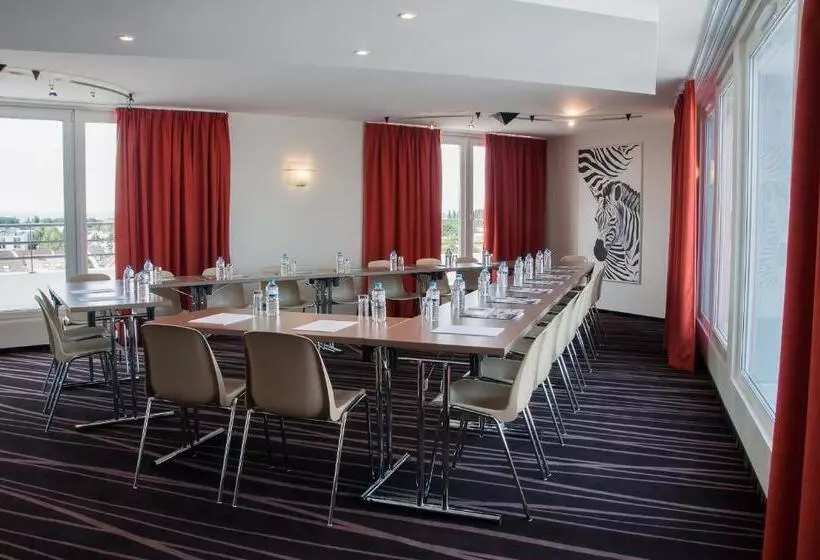 Le Lodge Brit Hotel Strasbourg Zenith