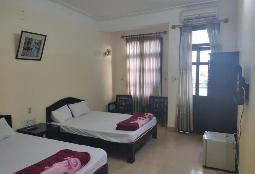 호텔 Spot On 924 Song Cam