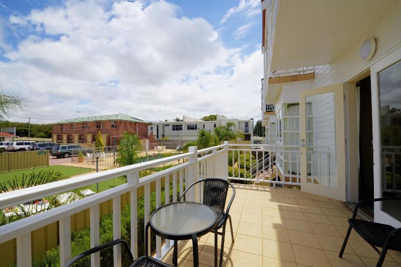 فندق على الطريق The Jetty Resort