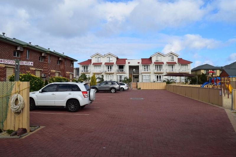 فندق على الطريق The Jetty Resort