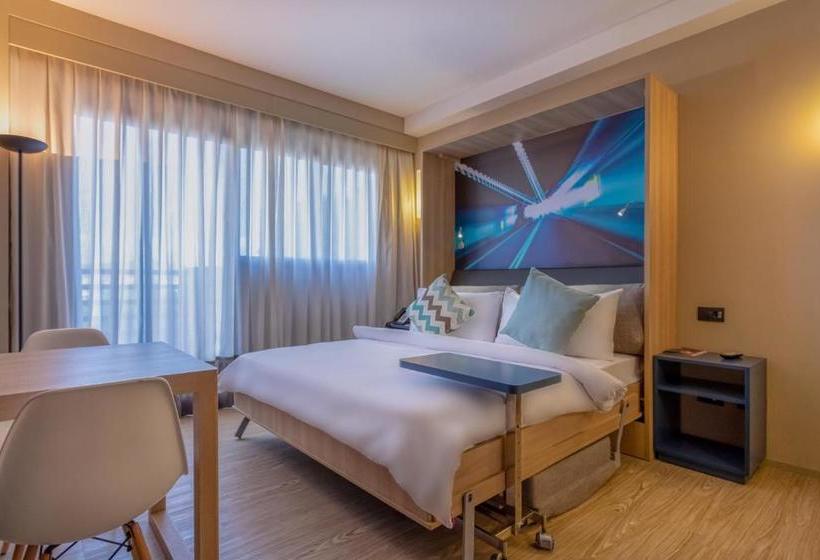 Apart Adagio Alphaville