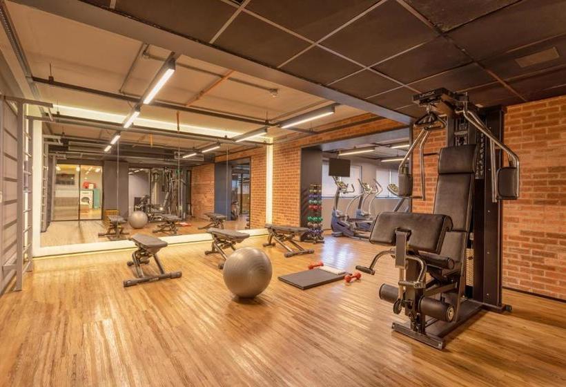 Apart Adagio Alphaville