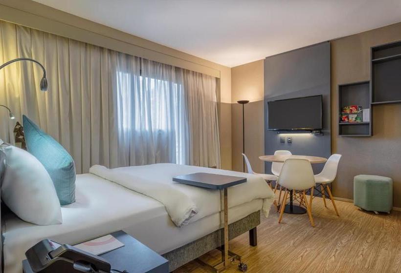 Apart Adagio Alphaville