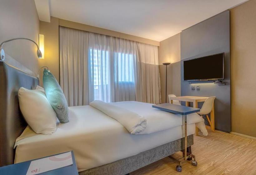 Apart Adagio Alphaville