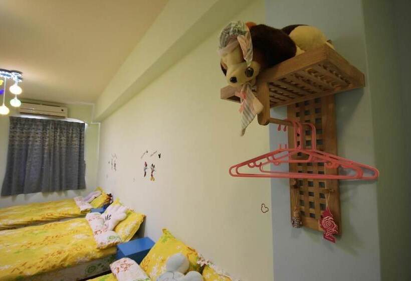 تختخواب و صبحانه Sara S House