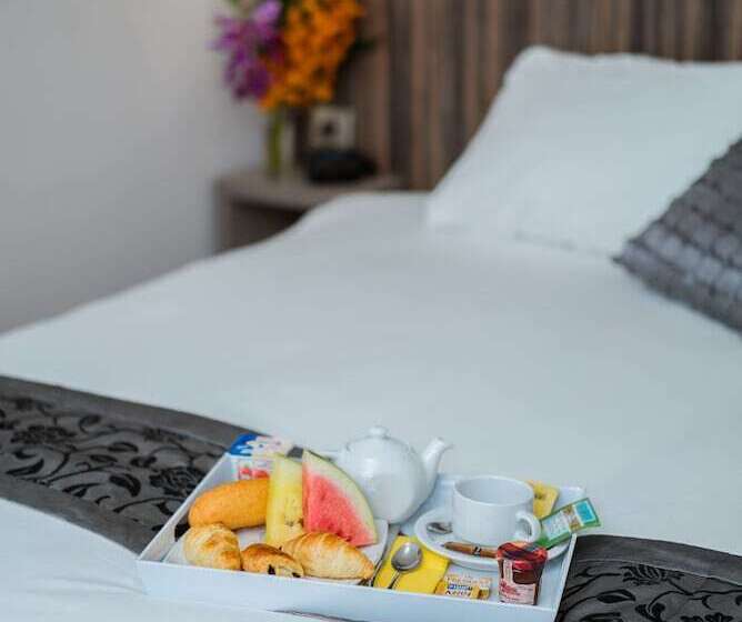 Eclipse Belle Etoile Appart Hôtel