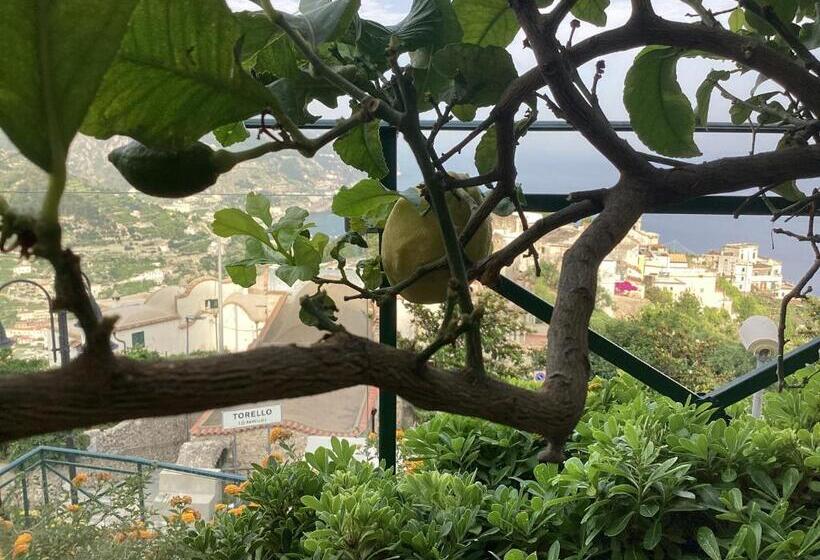 هتل Al Borgo Torello