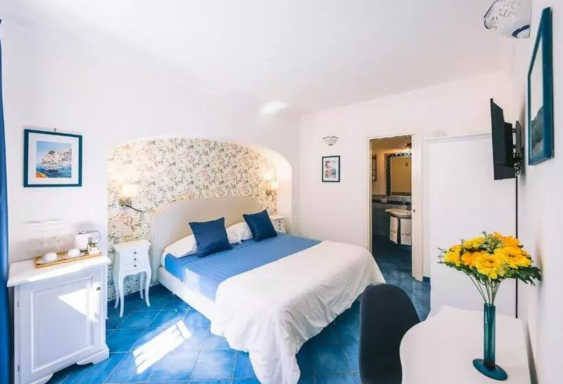 هتل Al Borgo Torello