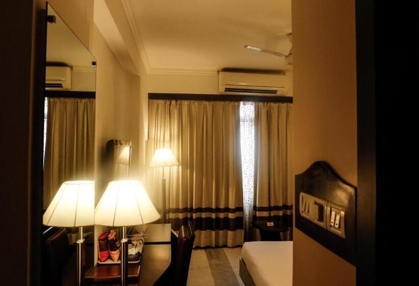 هتل Capitol Residency