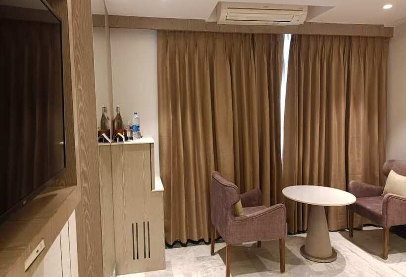 هتل Capitol Residency