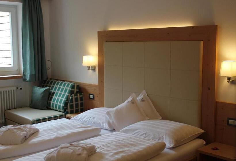 Отель Christophorus Mountain Residence