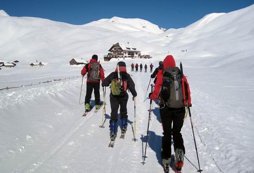 Отель Christophorus Mountain Residence