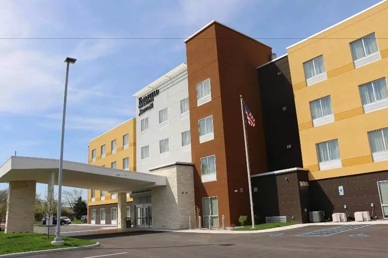 ホテル Fairfield Inn & Suites By Marriott Bowling Green