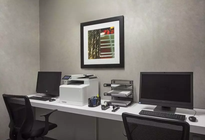 Hotelli Four Points By Sheraton Manhattan Midtown West