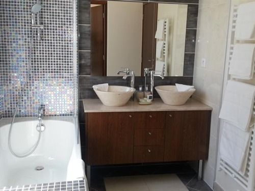 Отель Hostellerie De Cotignac