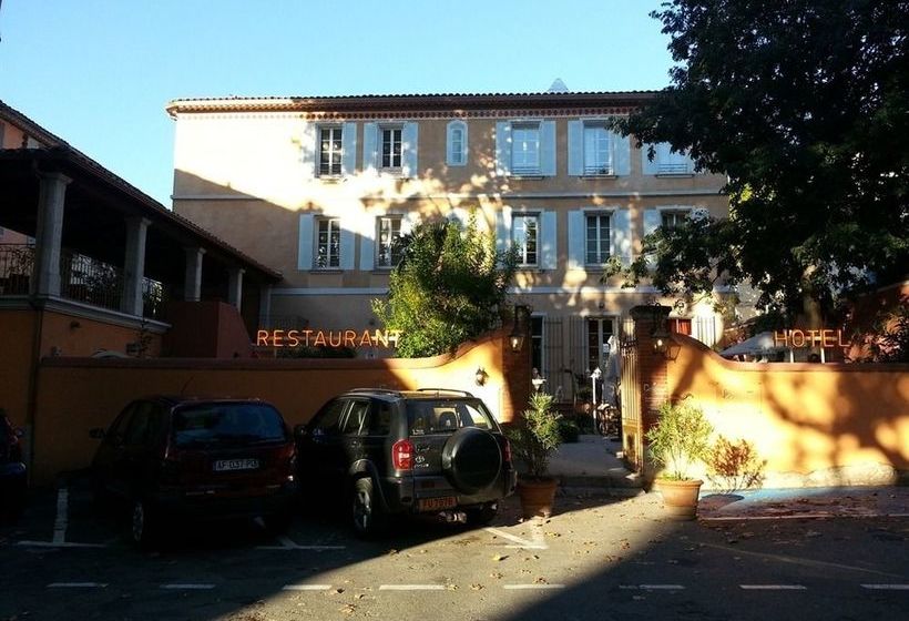 Отель Hostellerie De Cotignac