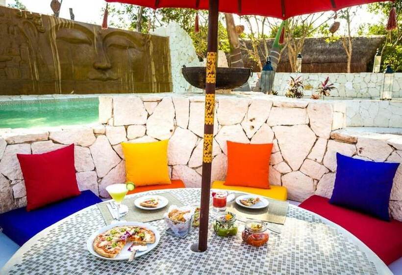 Szálloda Serenity Authentic Glamping Tulum