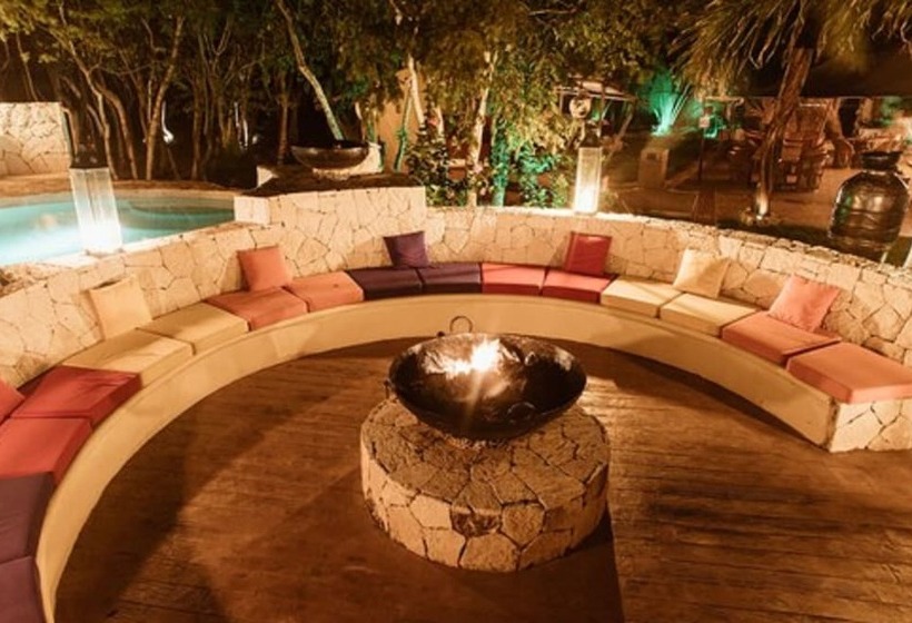 Szálloda Serenity Authentic Glamping Tulum