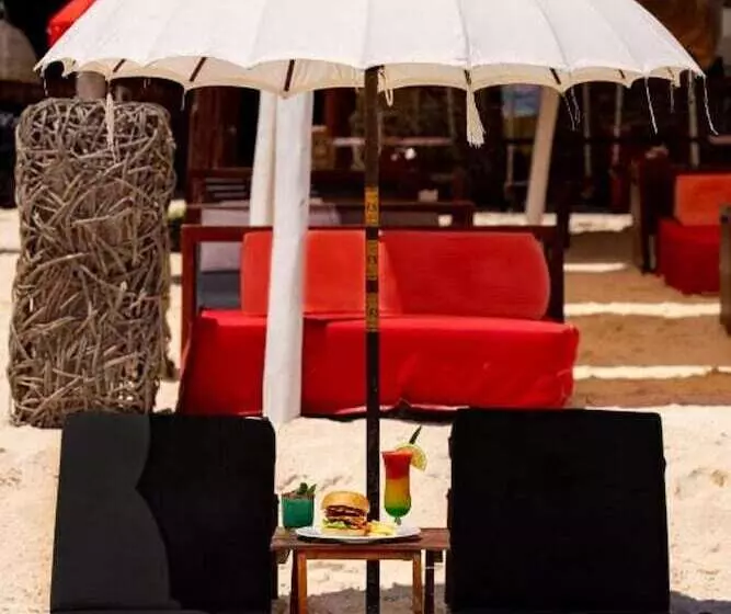 هتل Serenity Authentic Glamping Tulum