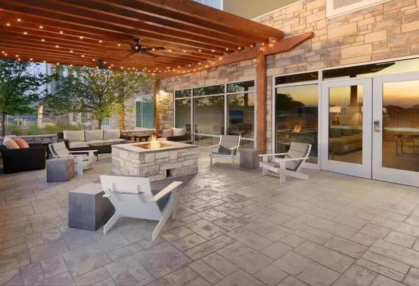 Hotelli Towneplace Suites By Marriott Austin Parmer/tech Ridge